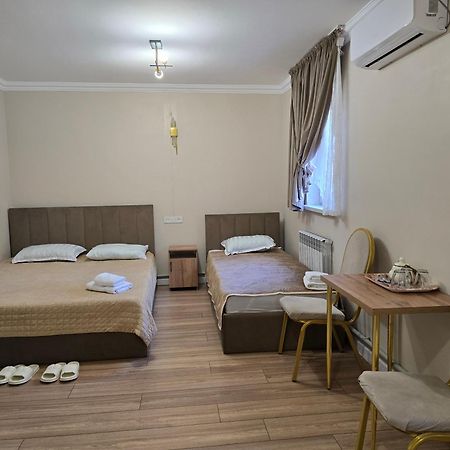Golden Time Hotel Almaty Exterior foto